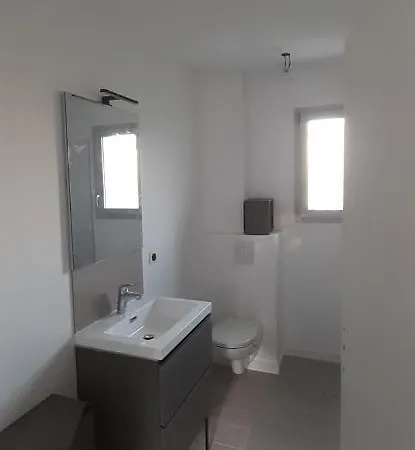 Maison Neuve Calme Avec Jardin Et Parking 15 Mn De La Grande Motte Et Du Grau Du Roi Acces Pmr *