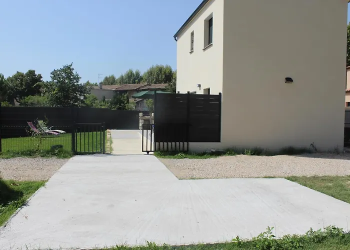 Maison Neuve Calme Avec Jardin Et Parking 15 Mn De La Grande Motte Et Du Grau Du Roi Acces Pmr